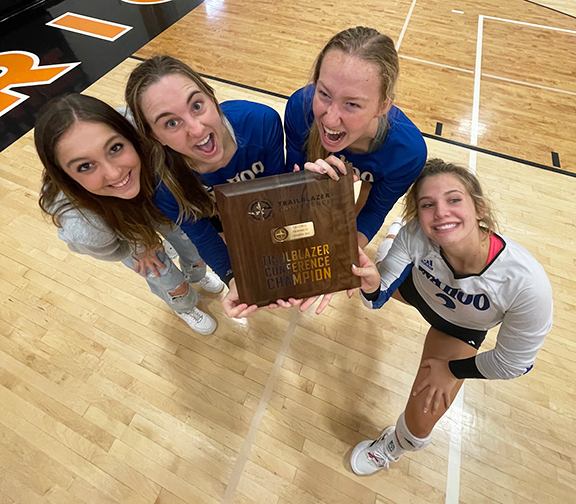 Wahoo Public Schools Warrior Volleyball season ends with loss to